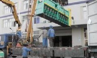 東莞勤捷搬運(yùn)服務(wù)公司 專業(yè)虎門EDM放電加工機(jī)裝卸搬運(yùn)與全方位保潔服務(wù)